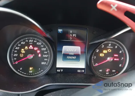 2017 Mercedes-Benz C 300 4Matic из США, поврежденный, VIN 55SWF4KB9HU210235